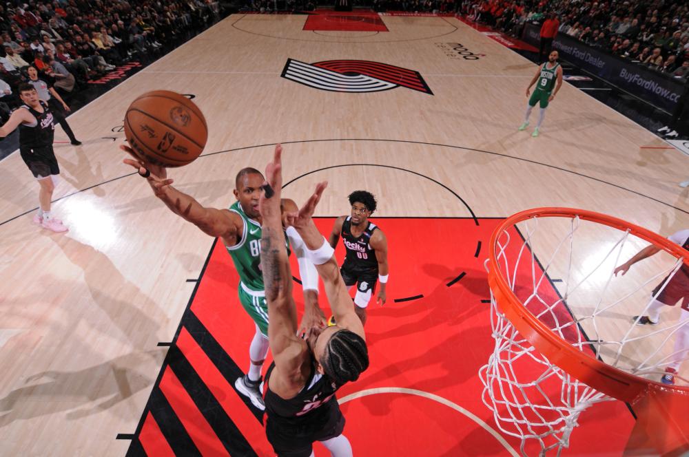 科贝尔在场 科贝尔在场