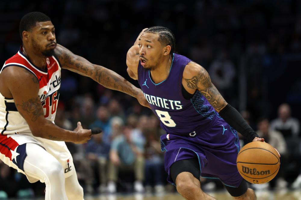 相似风格背 相似风格背