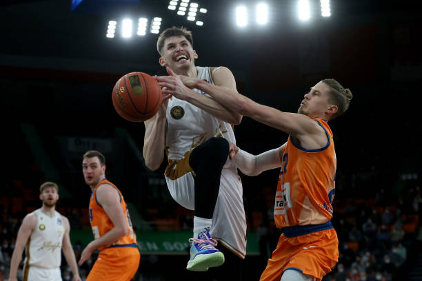 依赖性较强 依赖性较强